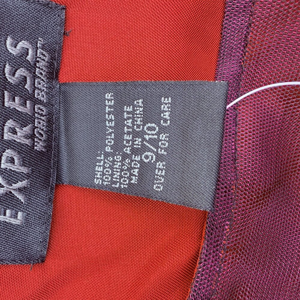 Express World Brand Skirt Size 9/10 Red Flowy Fairy Snowlake Christmas - Picture 4 of 6